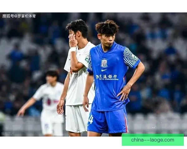 中国男足主帅呼吁球迷给予年轻球员更多耐心与成长空间